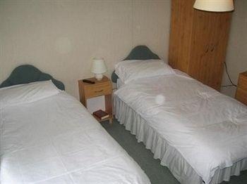 Holland Arms Hotel 게어웬 외부 사진
